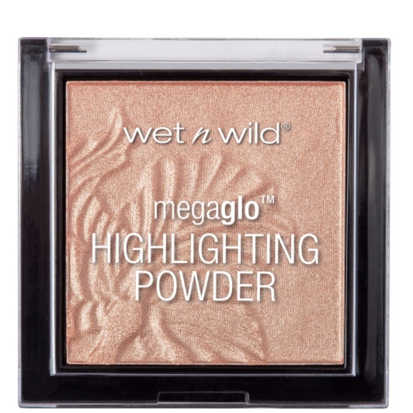 Wet n Wild Megaglo Highlighter Precious Petals - Picture 1 of 2